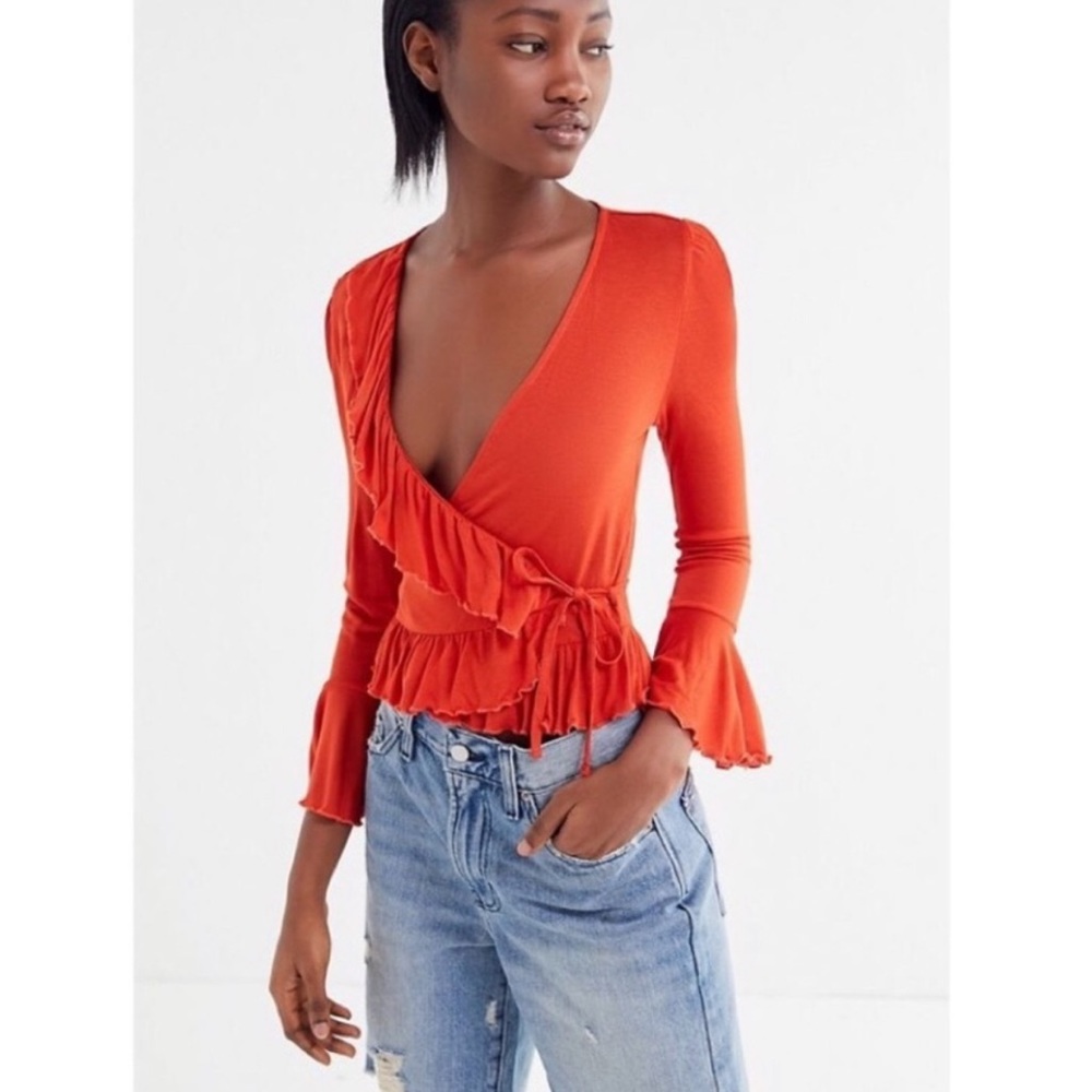 Urban Outfitters Crossover Ruffled 3/4 Sleeve